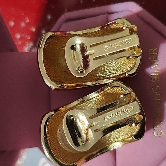 Christian Dior Vintage Signed Clip-on earrings - Picture 12 of 12